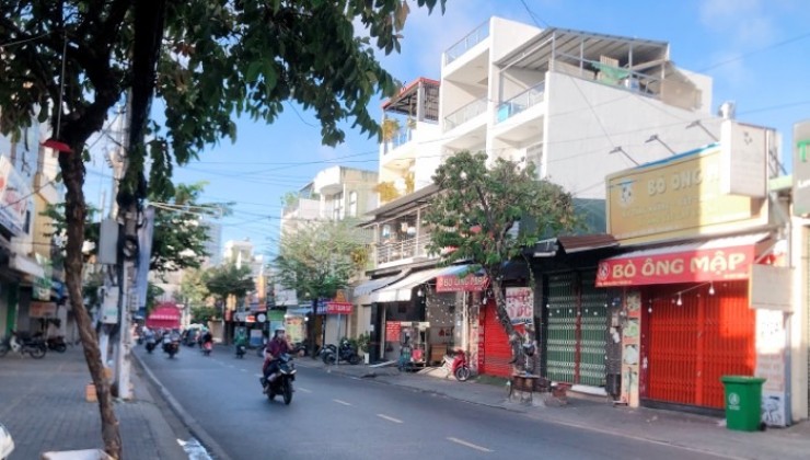 HOT !  NHÀ ĐẸP NGANG 8 x 13 , LÂM VĂN BỀN, QUẬN 7, NHĨNH 6 TỶ.